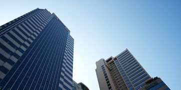 毅仁與聚網絡科技 技術開發領域的卓越造詣