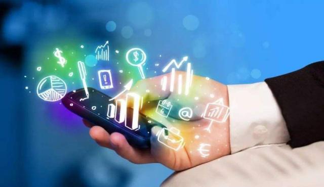 科技雙雄，一緊一松 馬化騰的“連接”與馬云的“回歸”